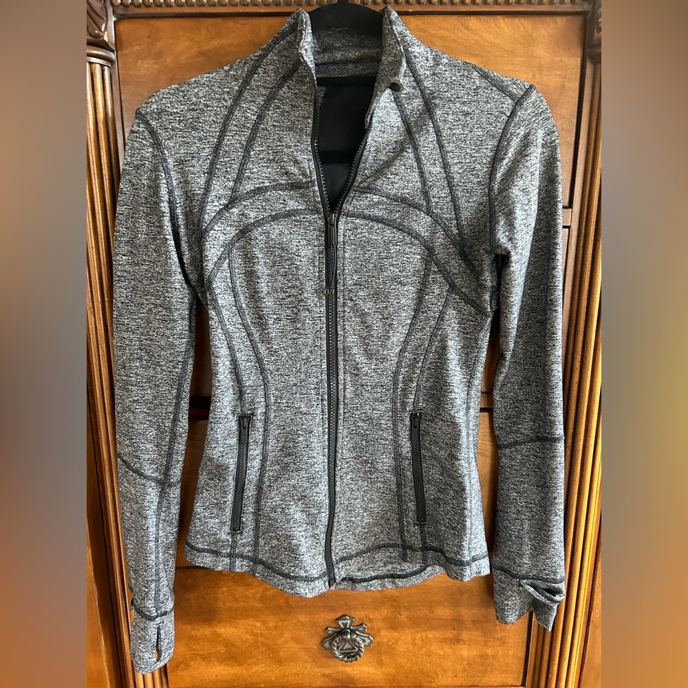 Lululemon jacket- no tag